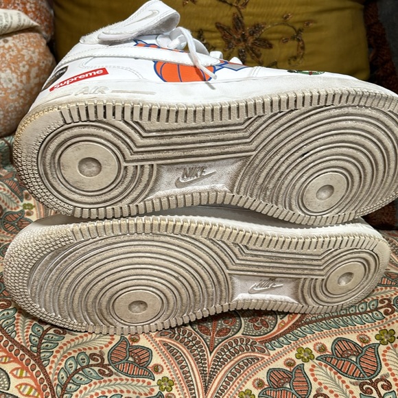 Supreme Nike Air Force 1 - Picture 6 of 10